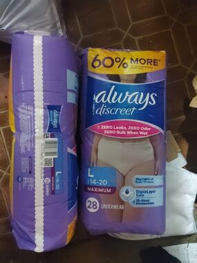 Always Discreet Women's Incontinence Underwear - Size LG 28CT Purple